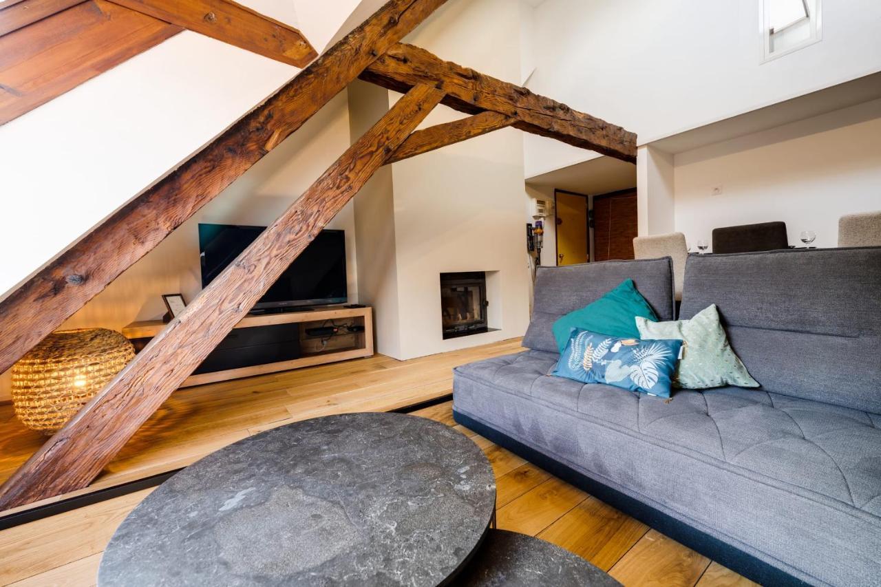 Le Septqatre - Grand Triplex Au Coeur De La Vieille Ville Annecy Exterior photo
